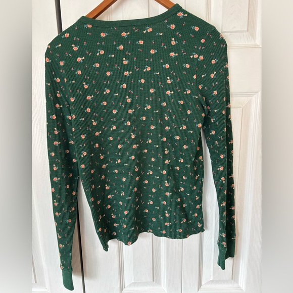 American Eagle Floral Print Waffle Long Sleeve Size Medium - Picture 5 of 9